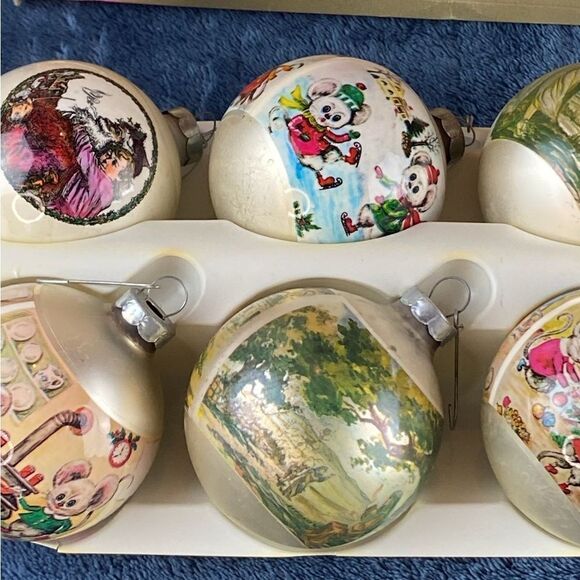 Set of six beautiful vintage glass Christmas ornaments by Corning - Picture 4 of 6